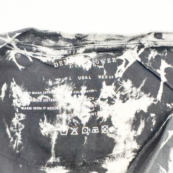 Denim & Flowers Ricky Singh Tie Dye T-Shirt Patterned Tee Size L Mint - Picture 3 of 7